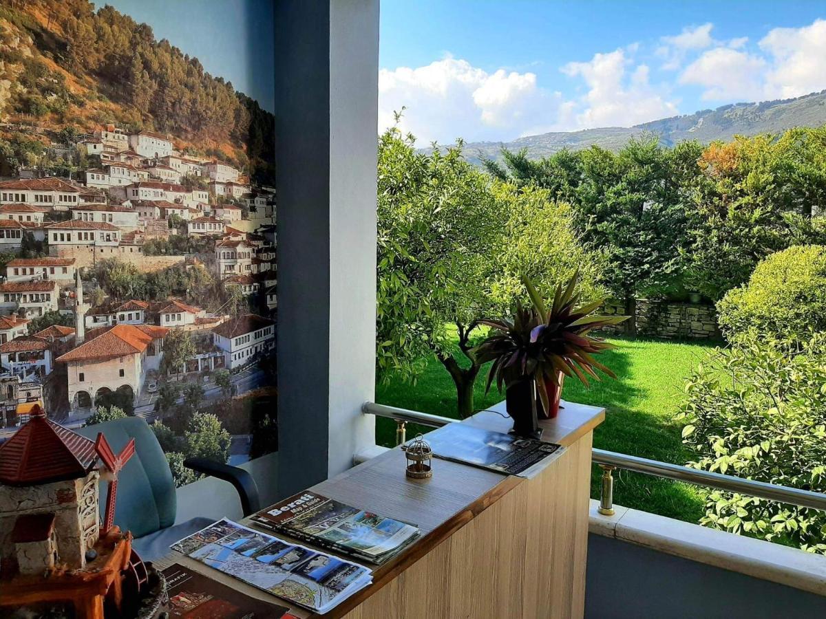 Hotel Vila Arbri Berat Eksteriør billede