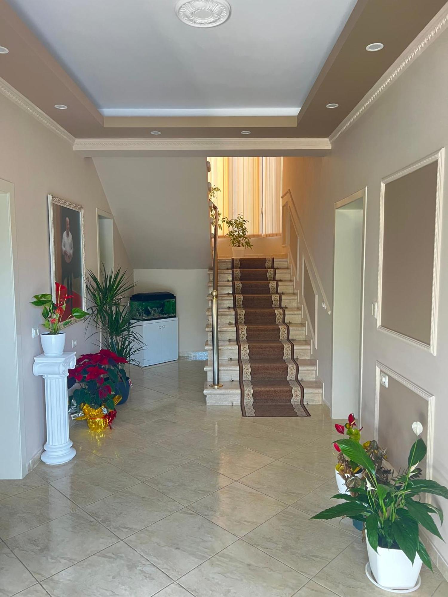 Hotel Vila Arbri Berat Eksteriør billede